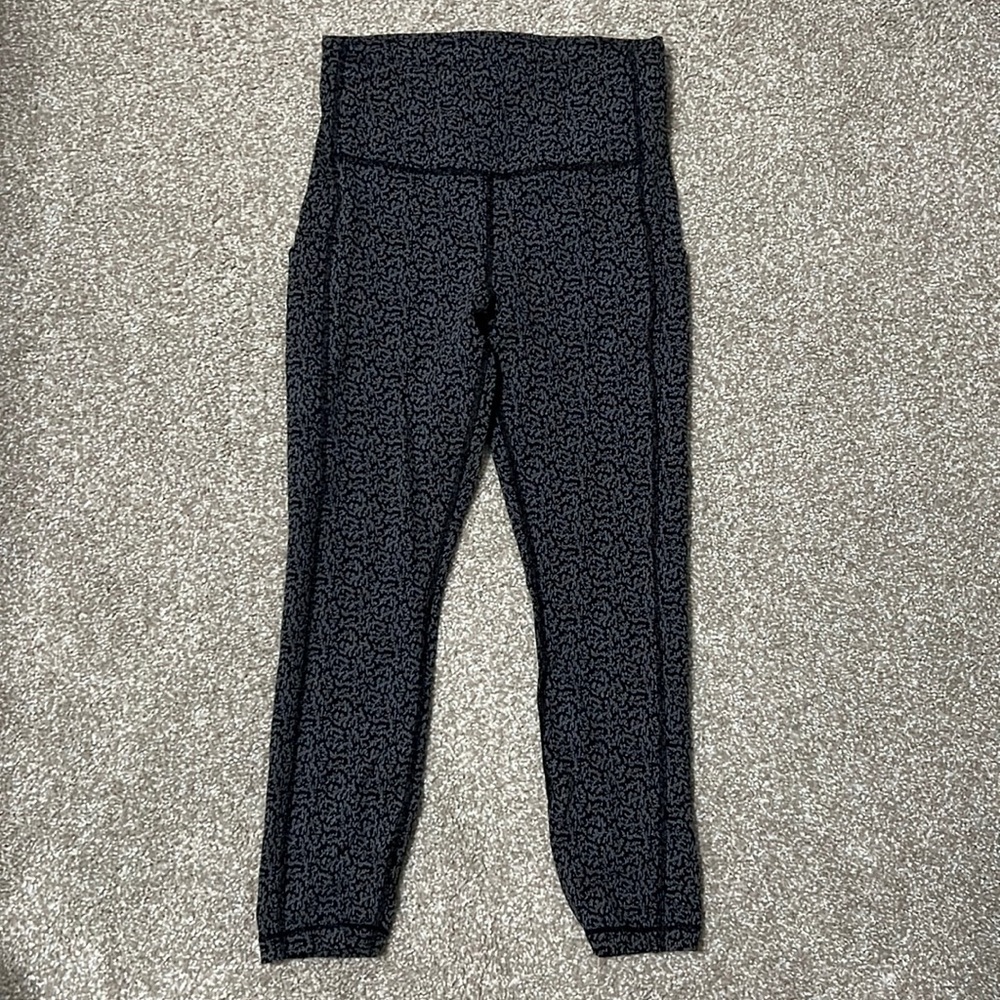 Athleta Ultimate Stash Pocket 7/8 tight